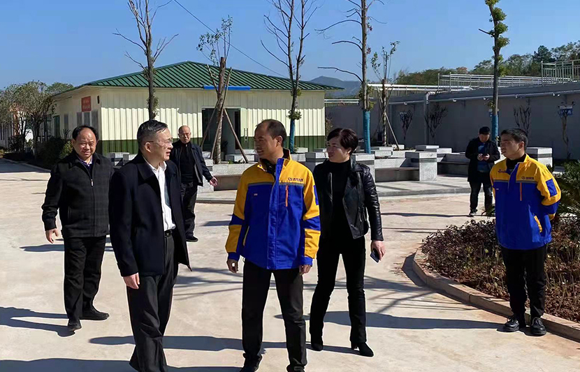江西省生態(tài)環(huán)境廳黨組成員、副廳長龍剛一行蒞臨挺進(jìn)環(huán)保和樂新村污水處理站視察調(diào)研
